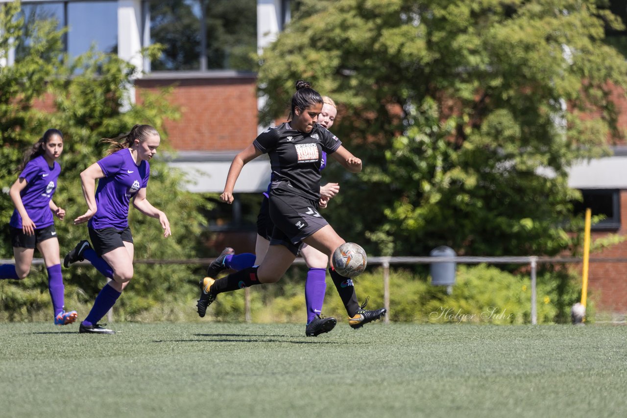 Bild 66 - wBJ SV Henstedt Ulzburg - TuS Rotenhof : Ergebnis: 12:0